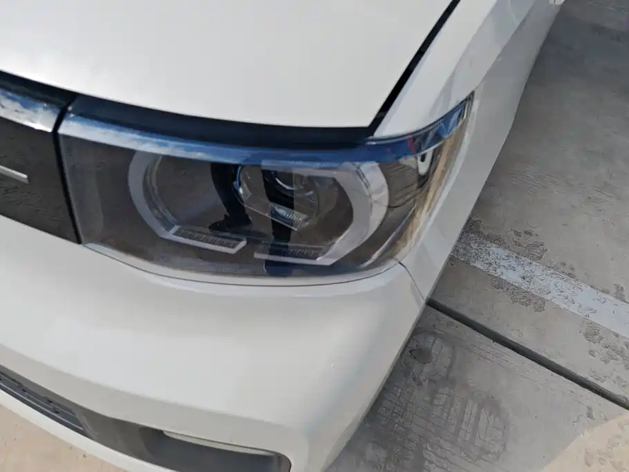 Wuling MINIEV — миниатюра 5