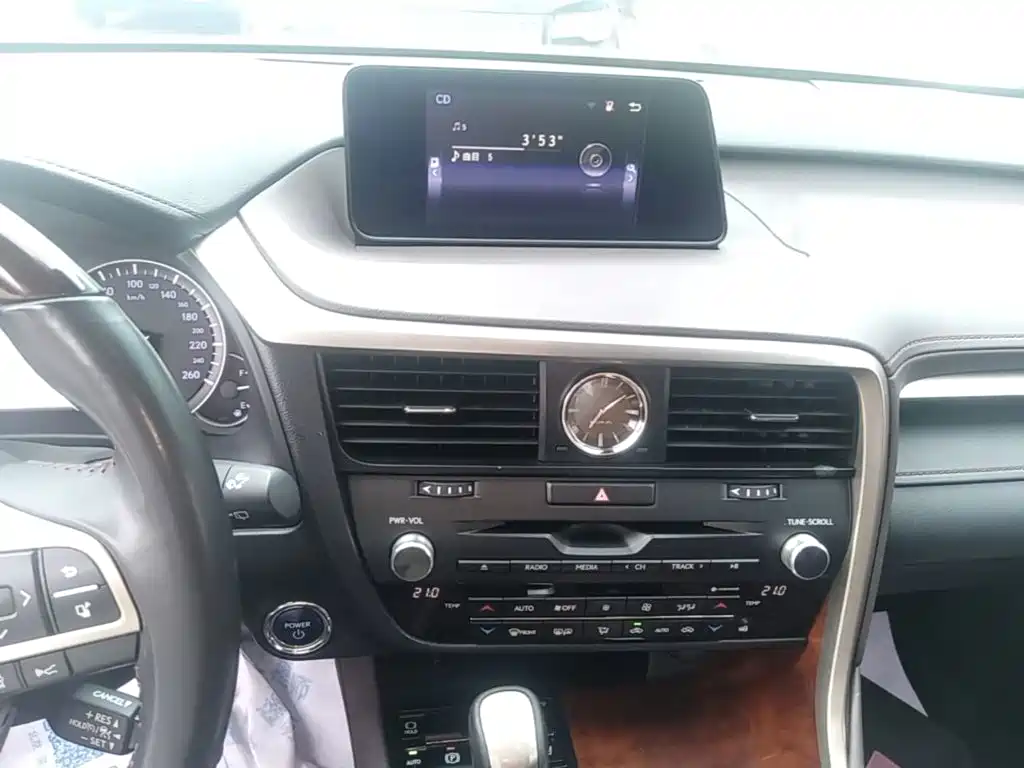 Lexus RX — миниатюра 9