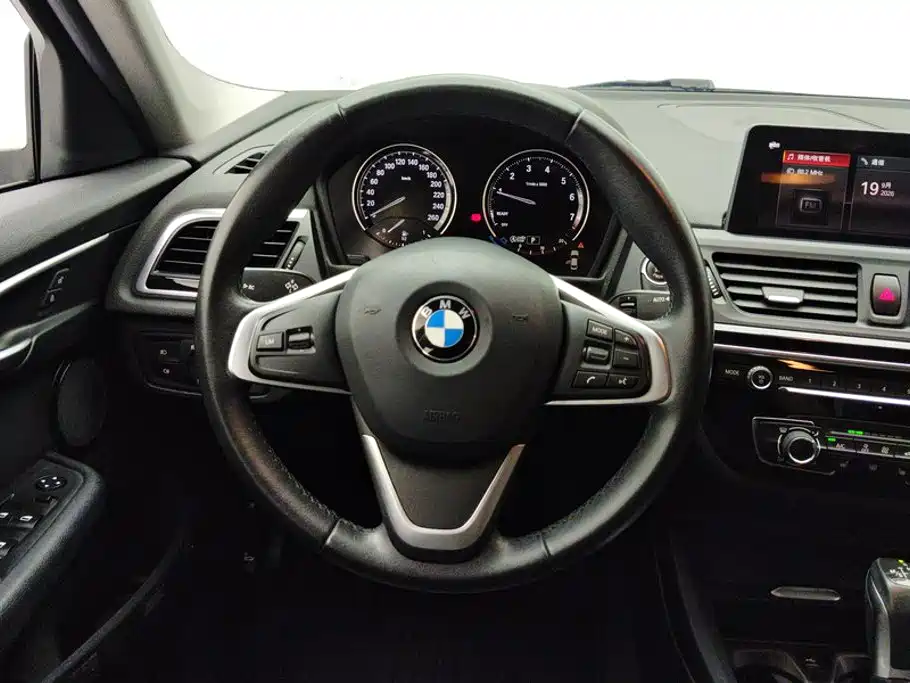 BMW 1 Series — миниатюра 15