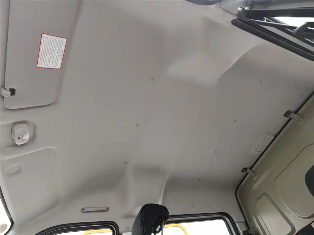 CHANGAN CROSS STAR V3