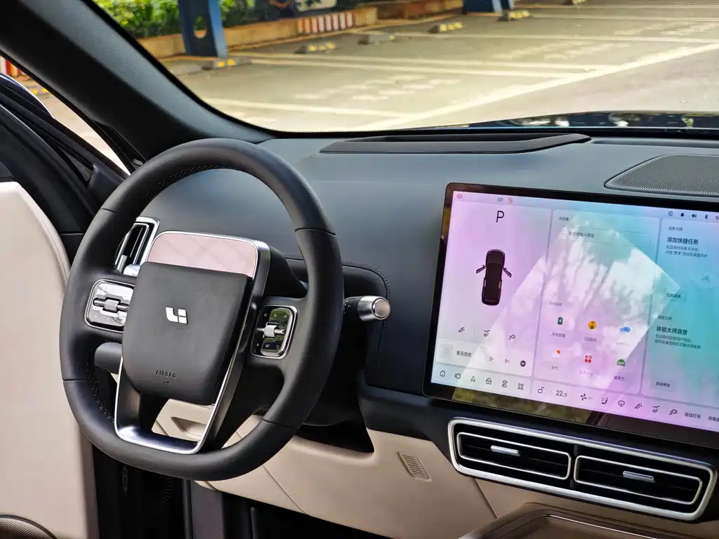 Li Auto Li L8 — миниатюра 10