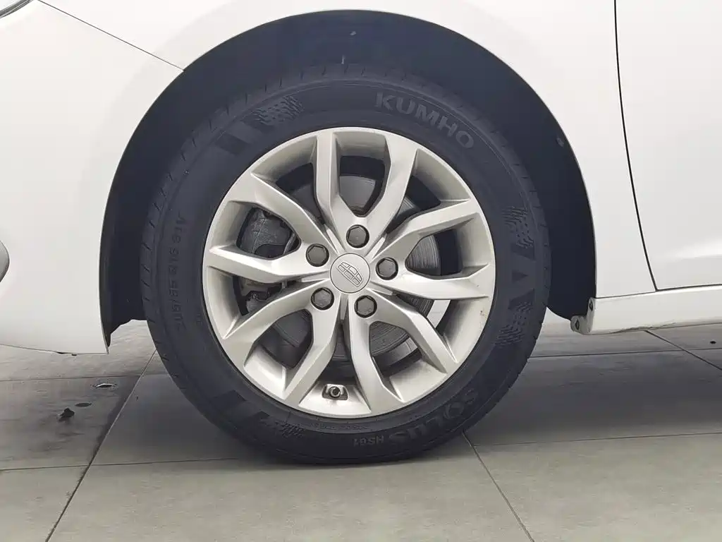 Geely Emgrand GL — миниатюра 17
