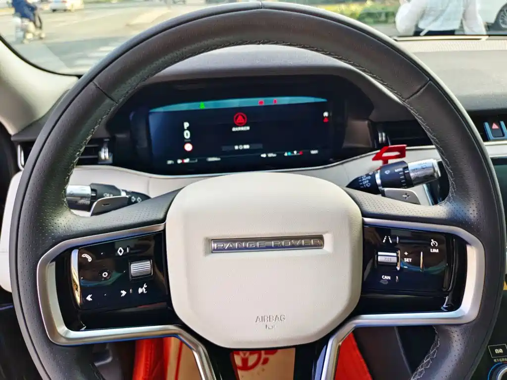 Land Rover Evoque — миниатюра 9