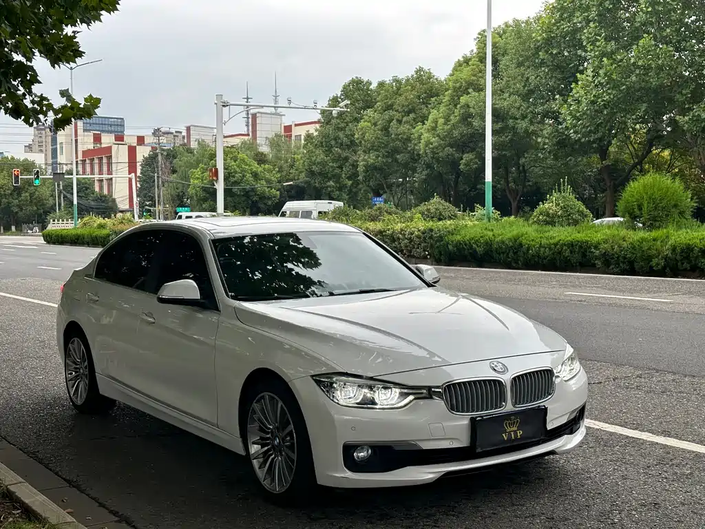 BMW 3 Series — миниатюра 3