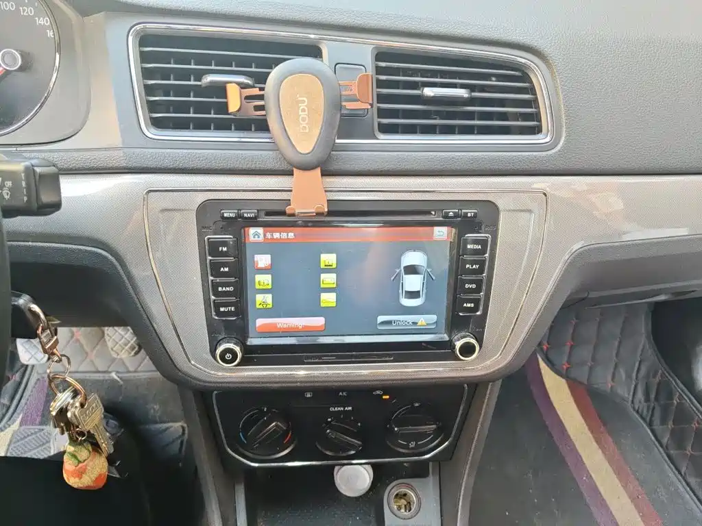 Volkswagen Lavida — миниатюра 9