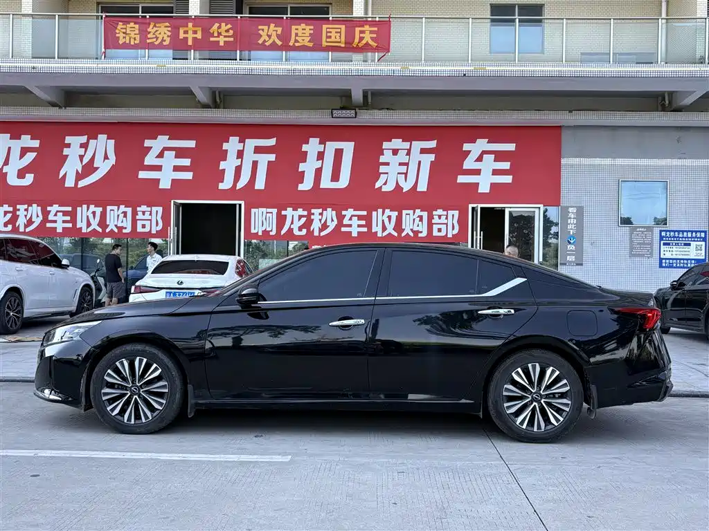 Nissan Teana — миниатюра 3