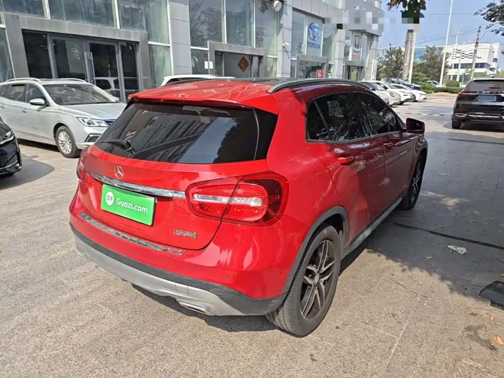 Mercedes-Benz GLA — миниатюра 7