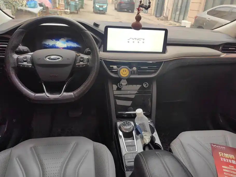 Ford Escape — миниатюра 12