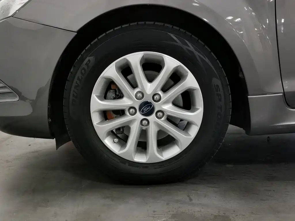 Ford Focus — миниатюра 17
