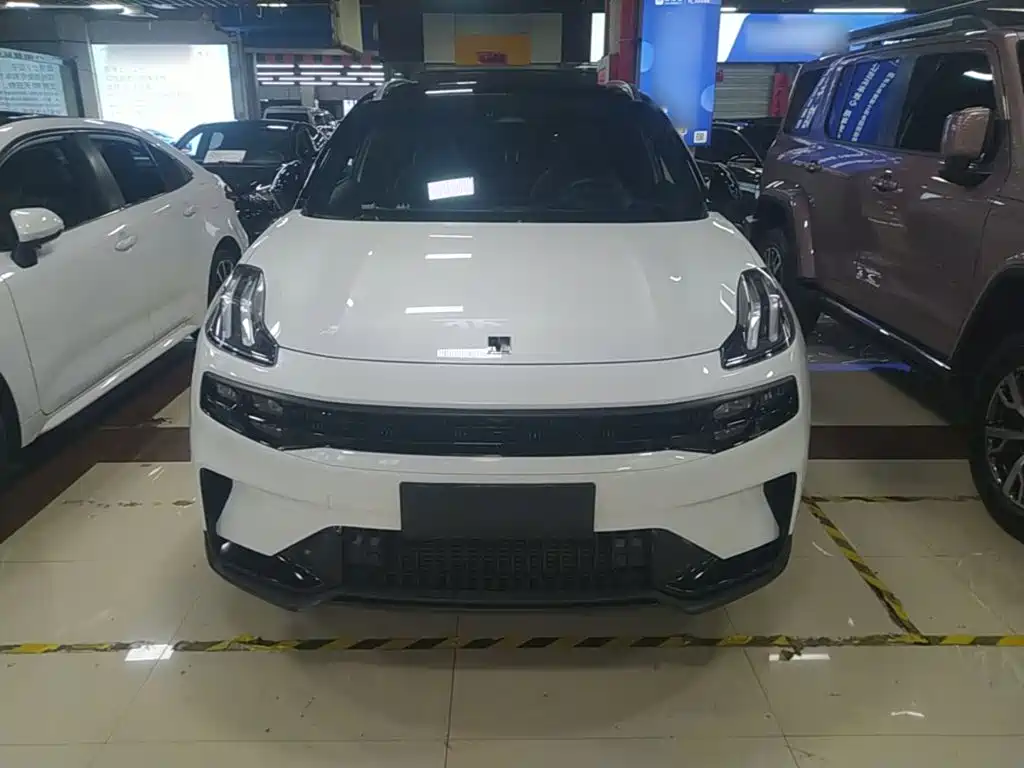 Lynk & Co 06 — миниатюра 3