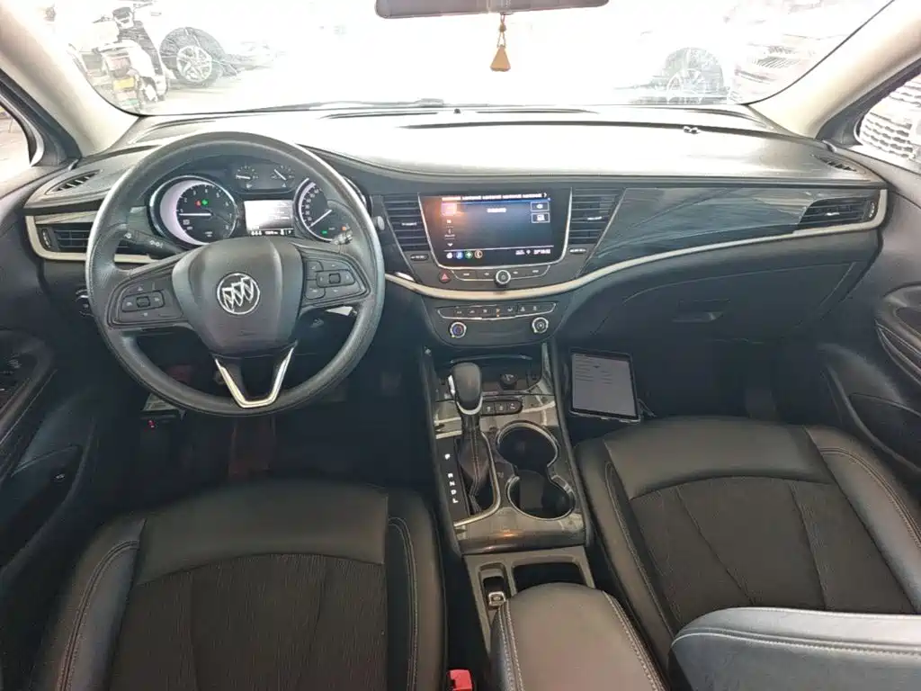 Buick Verano — миниатюра 10