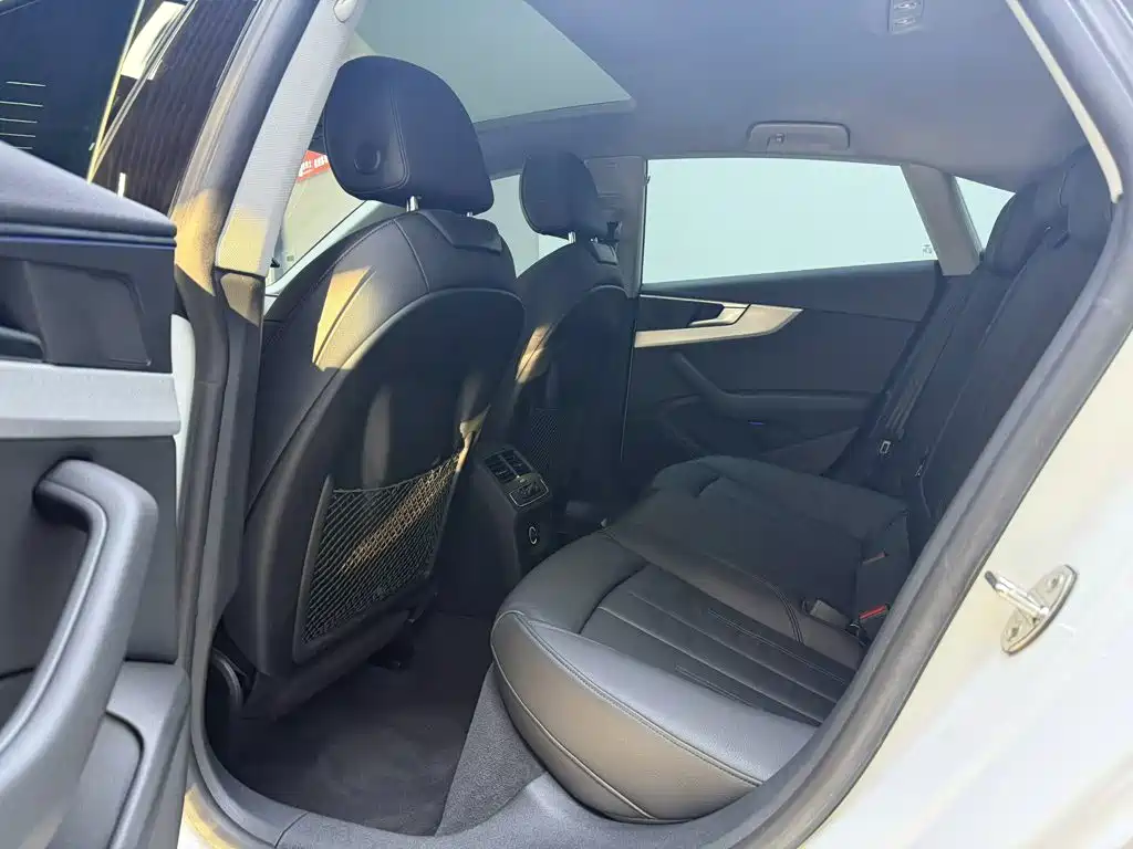 Audi A5 (Import) — миниатюра 5