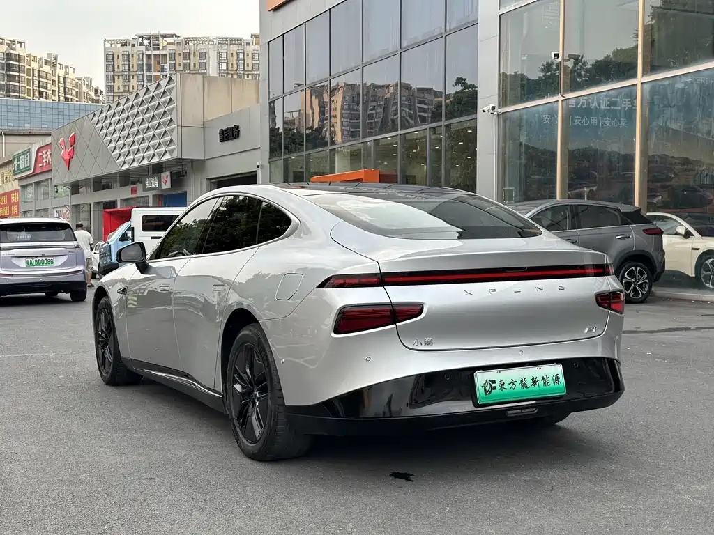 XPeng P7 — миниатюра 7