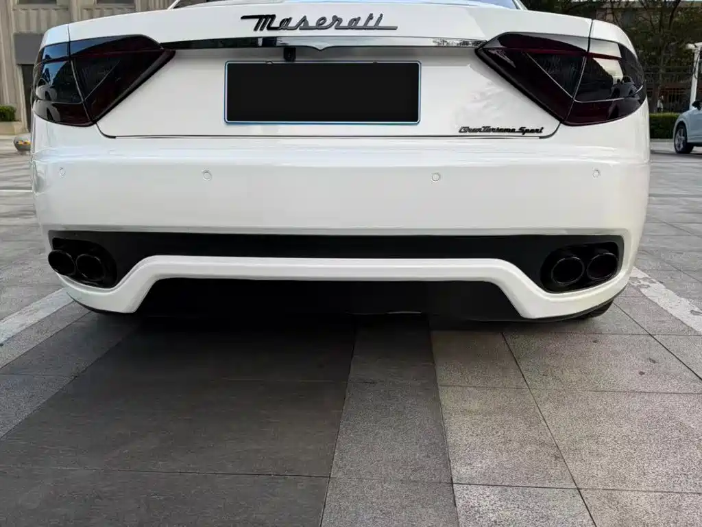 Maserati GranTurismo — миниатюра 6