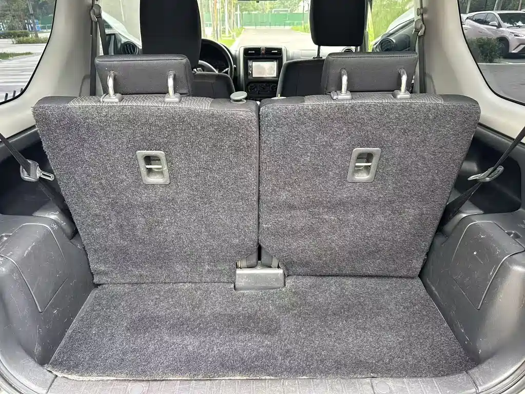 Suzuki Jimny — миниатюра 7