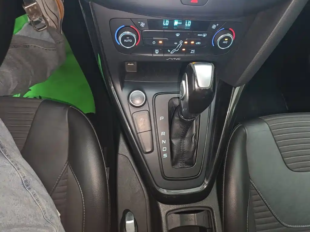Ford Focus — миниатюра 14