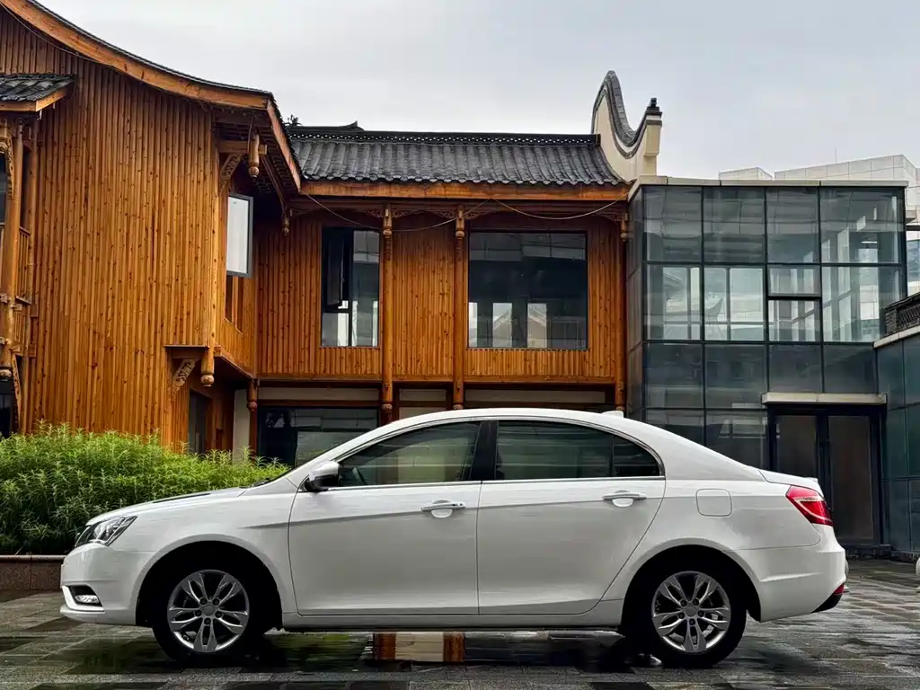 Geely Emgrand — миниатюра 4