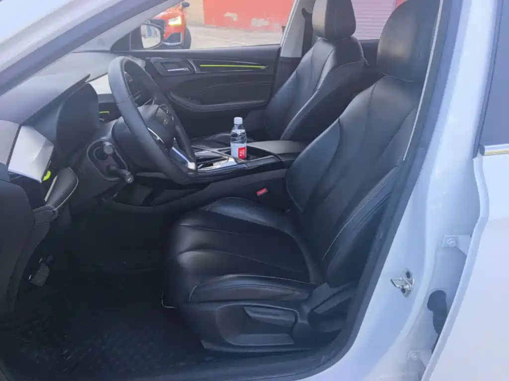 Roewe i5 — миниатюра 15