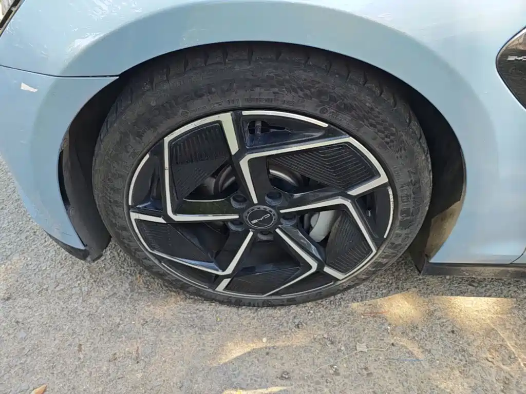 BYD Seal — миниатюра 23