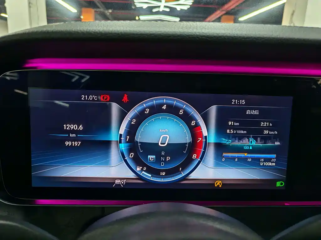 Mercedes-Benz E-Class (Import) — миниатюра 13
