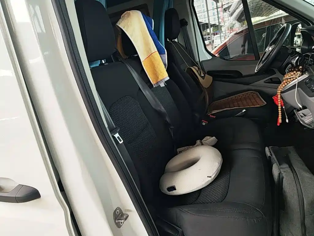 MAXUS V90 RV — миниатюра 25