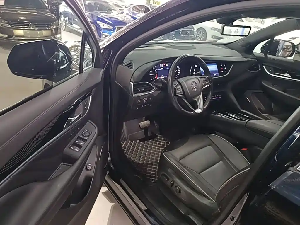 Buick Enclave — миниатюра 16