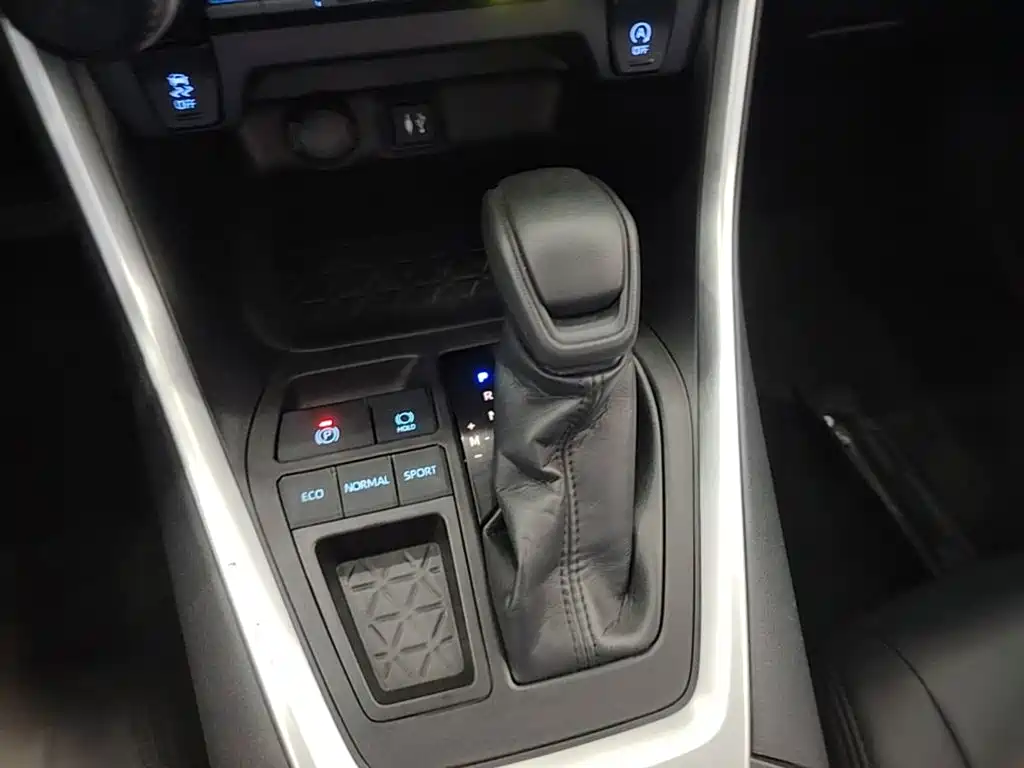 Toyota Wildlander — миниатюра 14