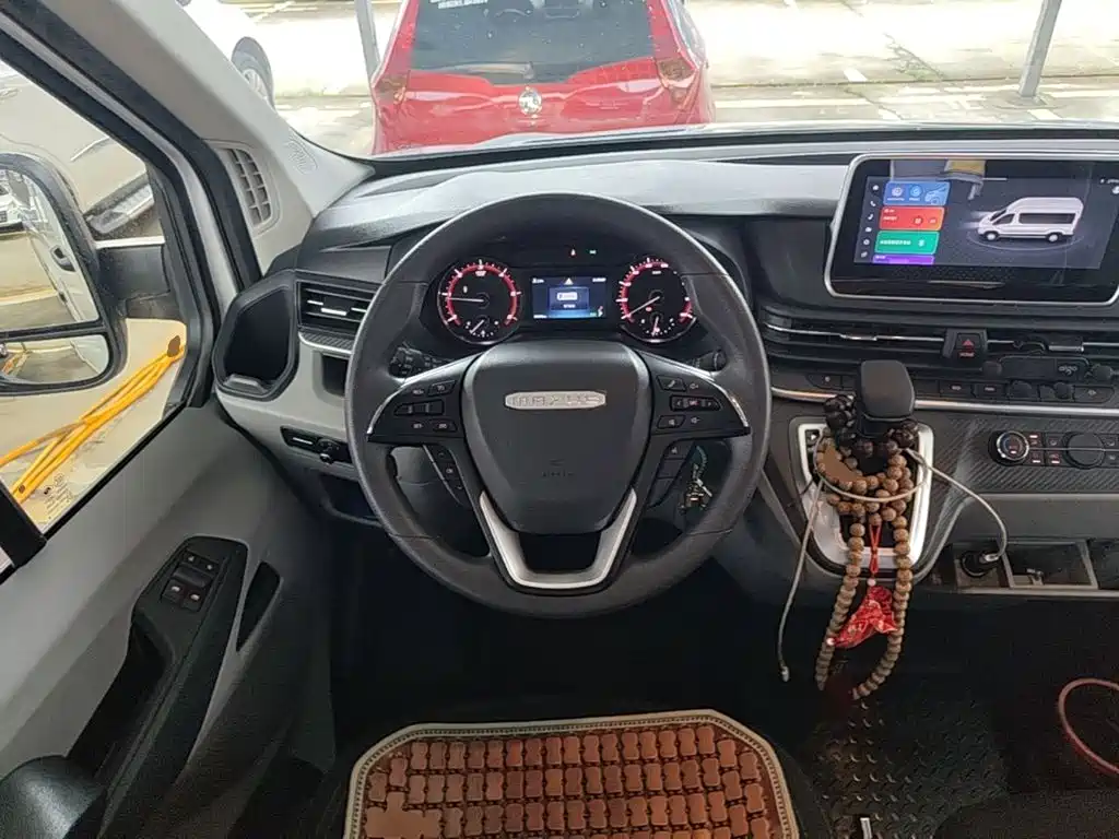 MAXUS V90 RV — миниатюра 11