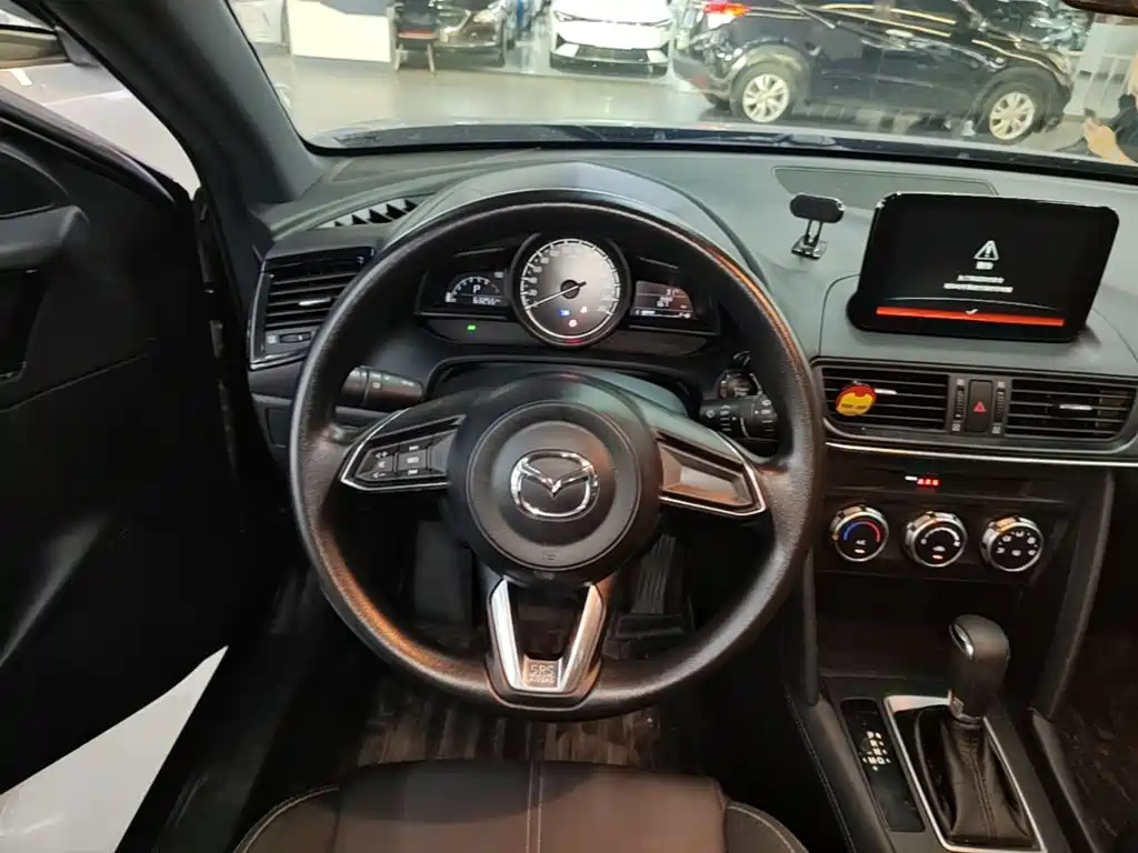 Mazda CX-4 — миниатюра 11