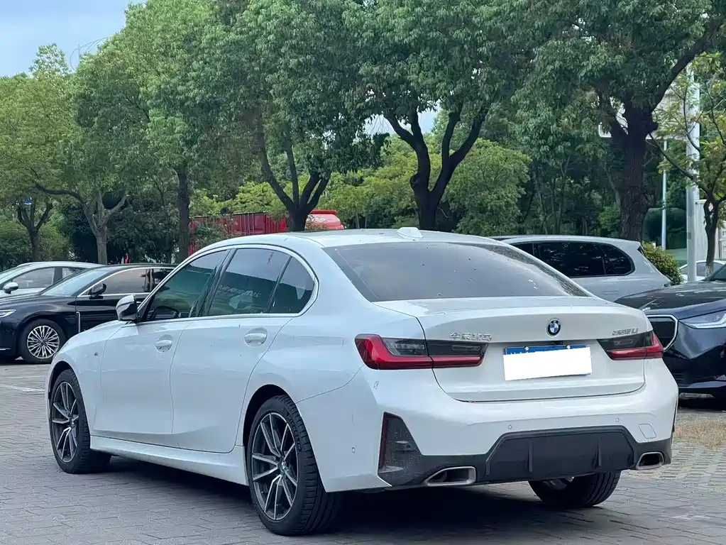 BMW 3 Series — миниатюра 4