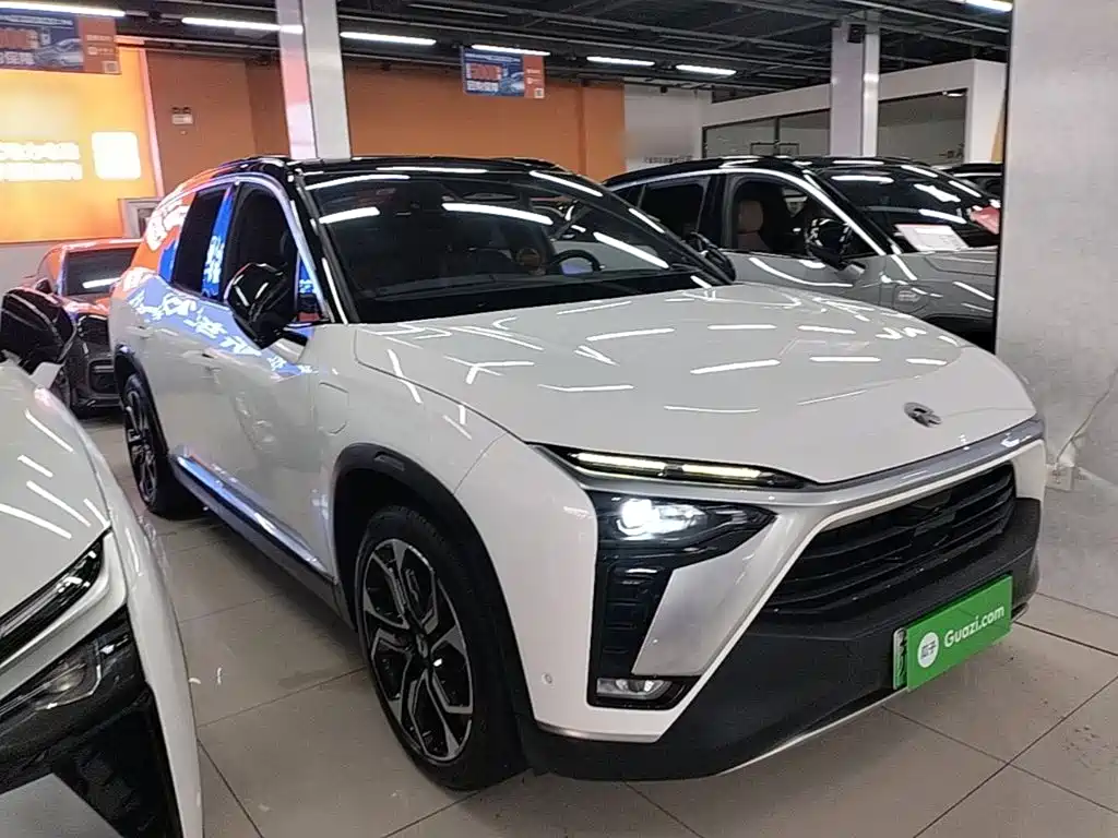NIO ES8 — миниатюра 4