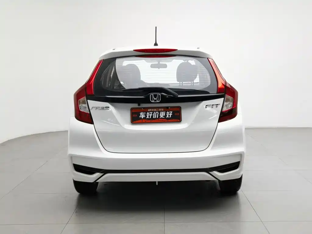 Honda Fit — миниатюра 4