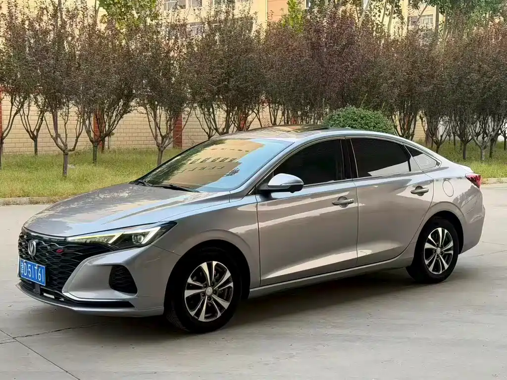 Changan Eado — миниатюра 3