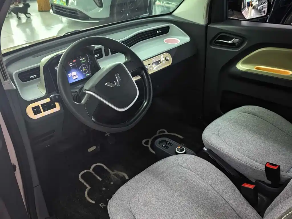 Wuling MINIEV — миниатюра 7