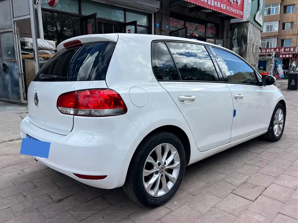 Volkswagen Golf — миниатюра 4