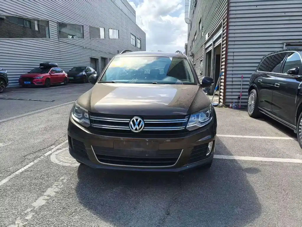 Volkswagen Tiguan — миниатюра 2
