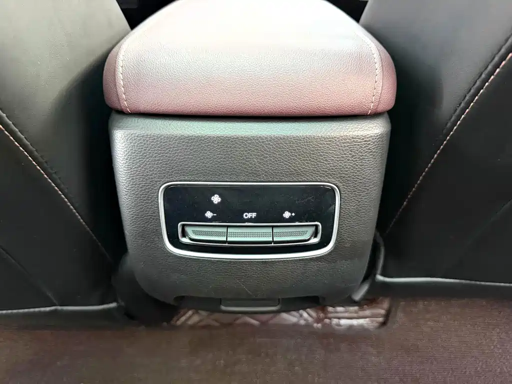 GAC Motor Trumpchi M6 — миниатюра 10
