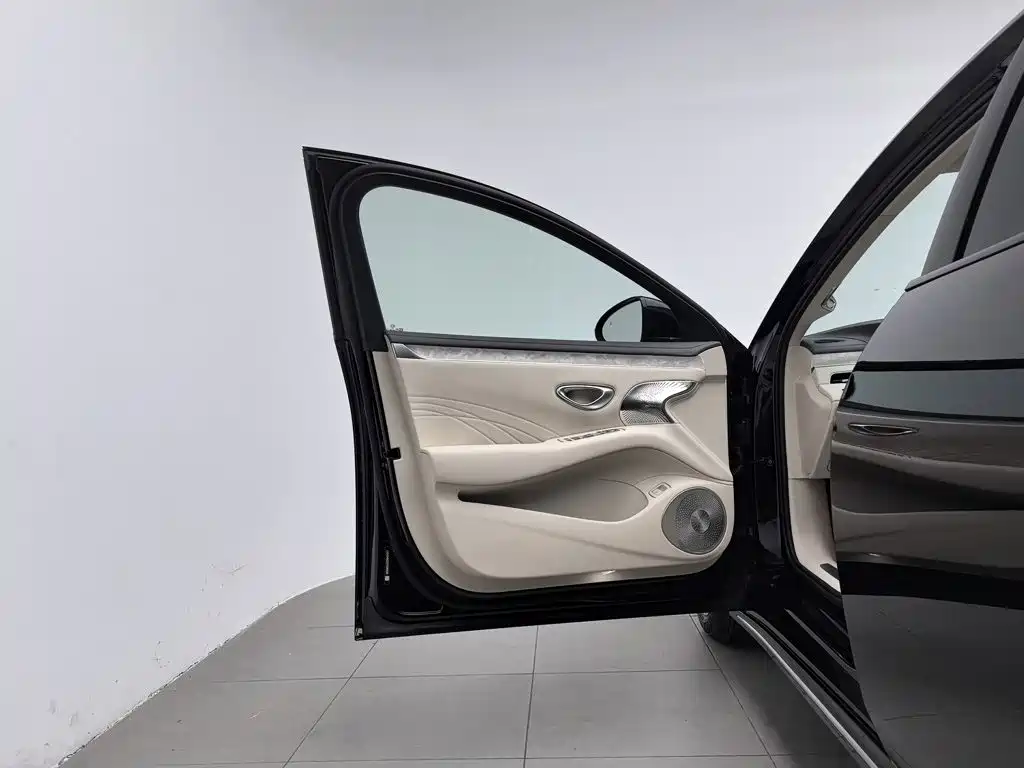 BYD Seal 08 — миниатюра 8