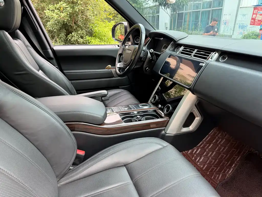 Land Rover Range Rover — миниатюра 11