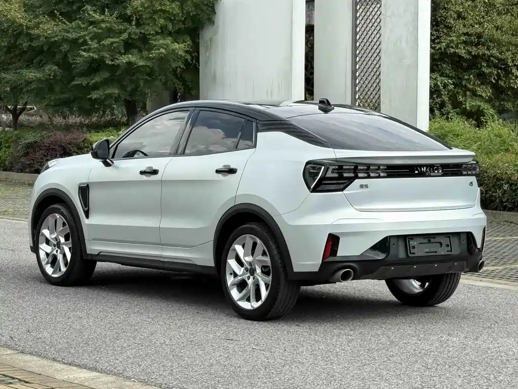 Lynk & Co 05 — миниатюра 20