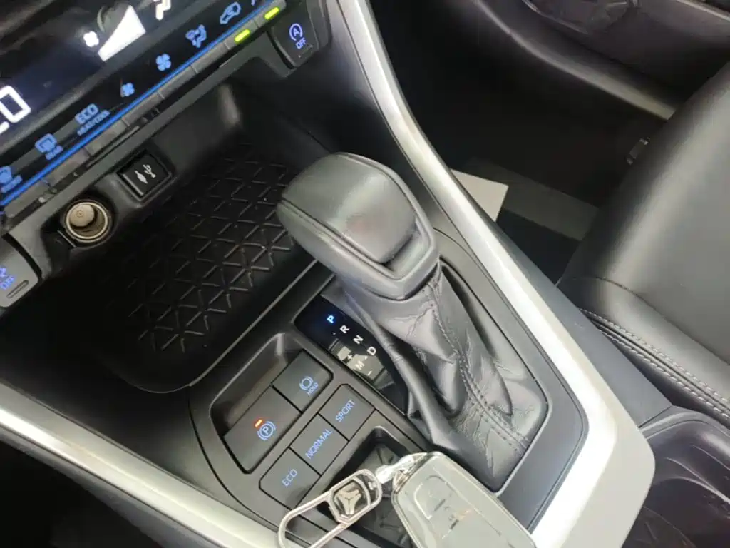 Toyota Wildlander — миниатюра 14