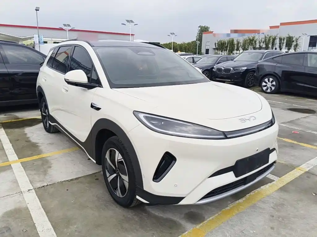 BYD Sealion 05 EV — миниатюра 4
