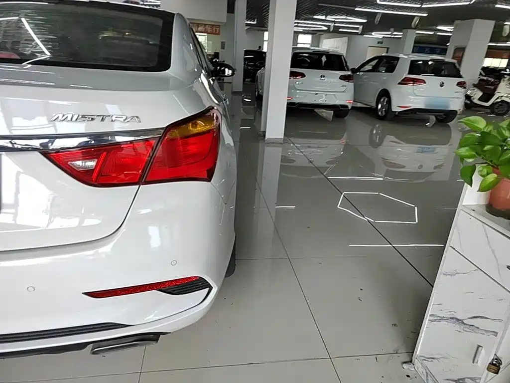 Hyundai Mistra — миниатюра 8