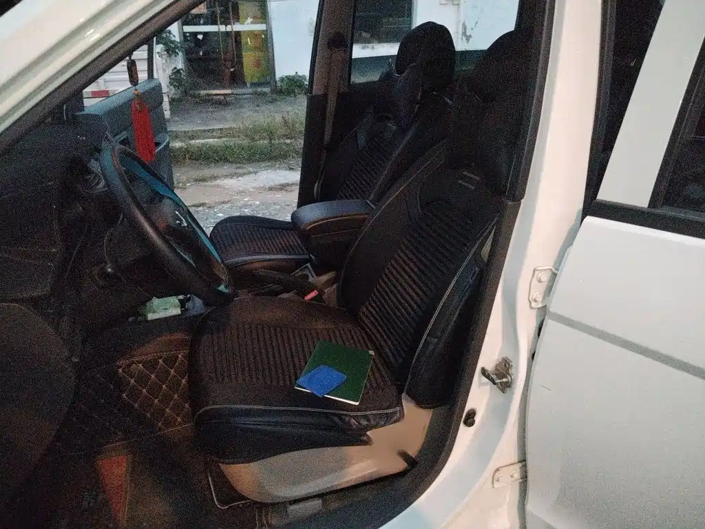Wuling Hongguang — миниатюра 8