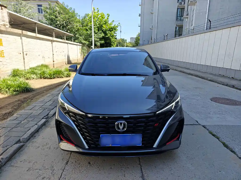 Changan Eado — миниатюра 3