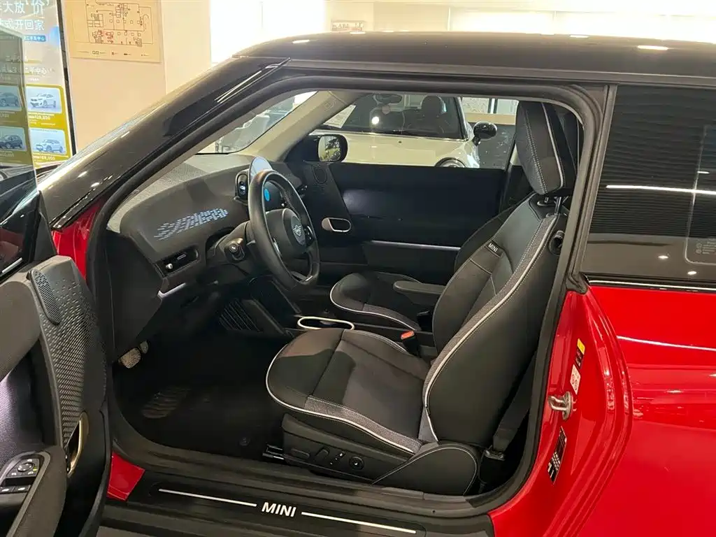 MINI ELECTRIC  COOPER