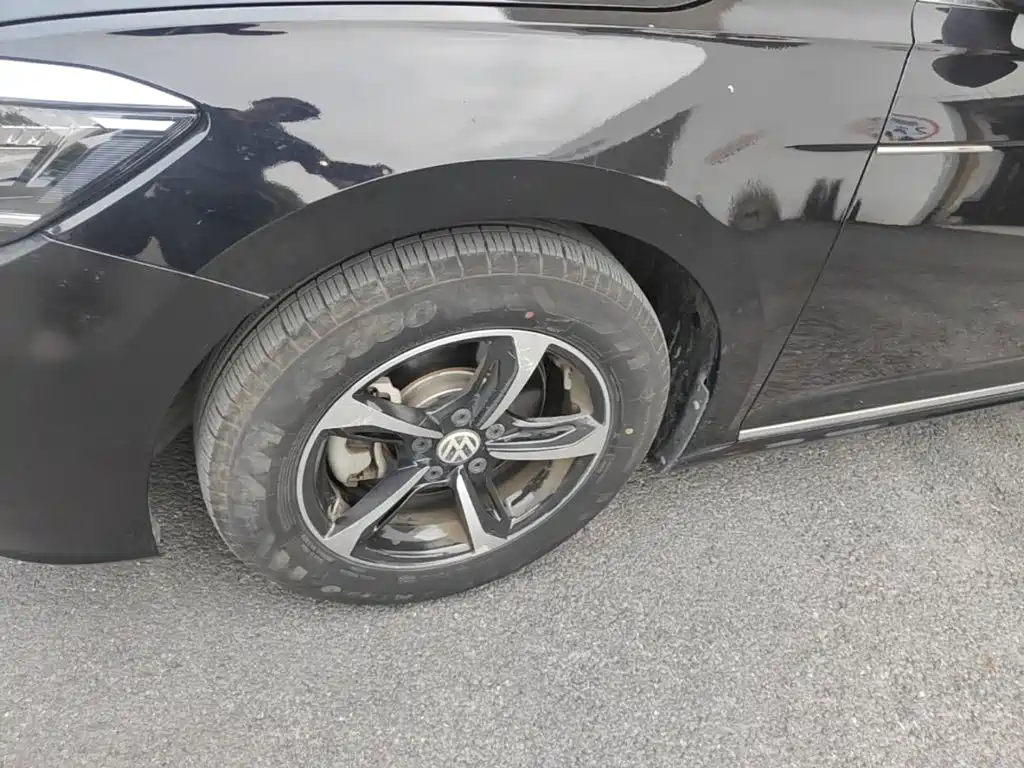 Volkswagen Passat — миниатюра 23