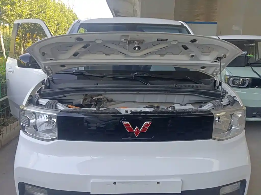Wuling MINIEV — миниатюра 20