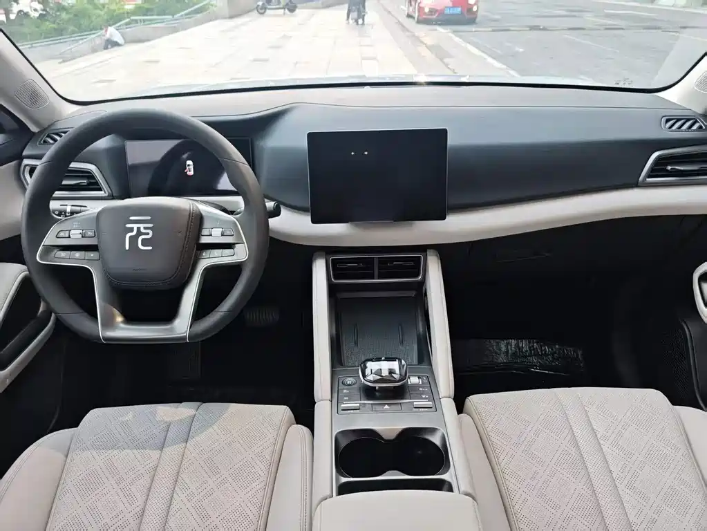 BYD Yuan UP — миниатюра 13