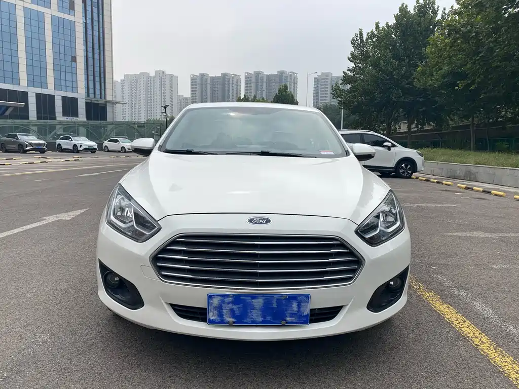 Ford Escort — миниатюра 2